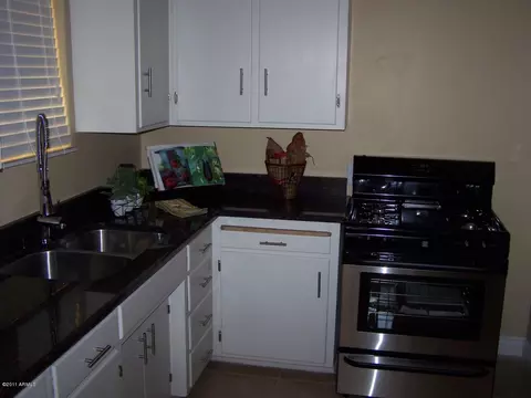 2526 Earll Dr, Phoenix, AZ 85016 photo 13