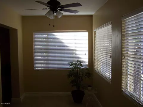 2526 Earll Dr, Phoenix, AZ 85016 photo 5