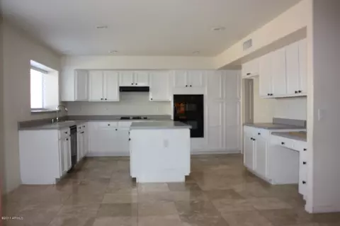 174 E Lowell Ave, Gilbert, AZ 85295 photo 3