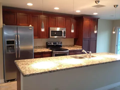 2542 E Cheryl Dr, Phoenix, AZ 85028 photo 2
