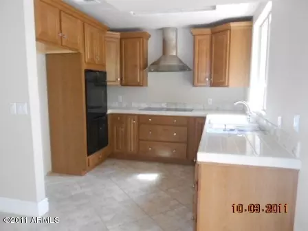 1239 E Topeka Dr, Phoenix, AZ 85024 photo 4