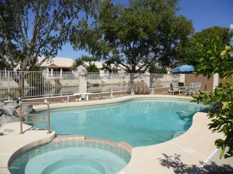 686 S Cholla St, Gilbert, AZ 85233 photo 12