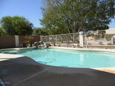 686 S Cholla St, Gilbert, AZ 85233 photo 8
