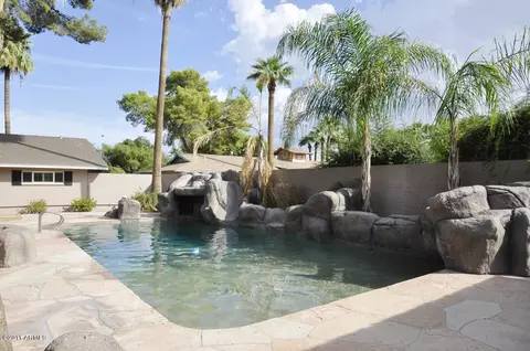 3713 E Camelback Rd, Phoenix, AZ 85018 photo 9