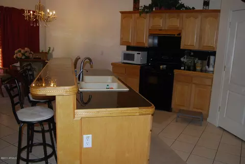 685 W Douglas Ave, Gilbert, AZ 85233 photo 16