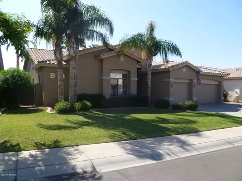 747 W Desert Ave, Gilbert, AZ 85233 photo 2