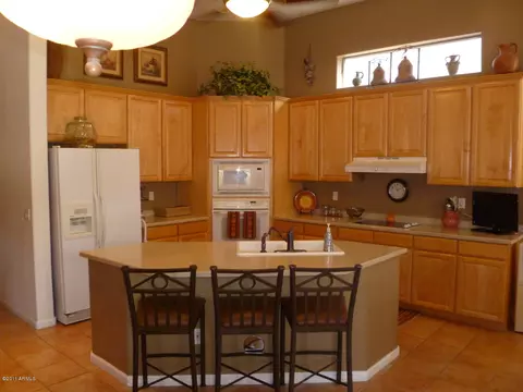 747 W Desert Ave, Gilbert, AZ 85233 photo 9