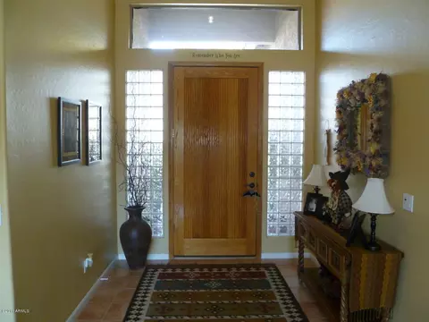 747 W Desert Ave, Gilbert, AZ 85233 photo 5