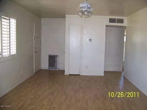 911 E Montebello Ave, Phoenix, AZ 85014 photo 11