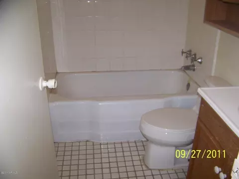 911 E Montebello Ave, Phoenix, AZ 85014 photo 6