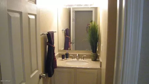 3021 E Kerry Ln, Phoenix, AZ 85050 photo 12