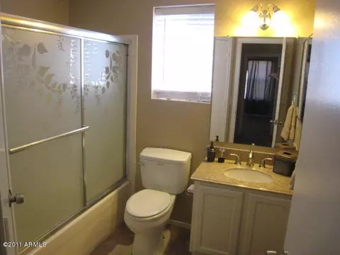 3021 E Kerry Ln, Phoenix, AZ 85050 photo 11