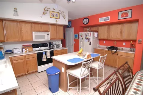 11266 E Prairie Ave, Mesa, AZ 85212 photo 4