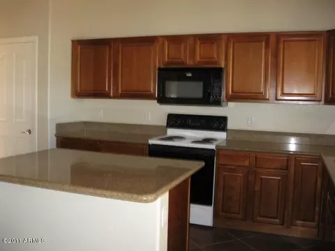 3388 E Pinot Noir Ave, Gilbert, AZ 85298 photo 2