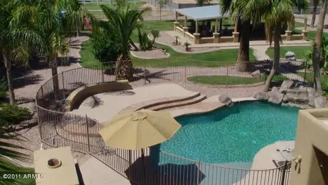 2644 E Arrowhead Trl, Gilbert, AZ 85297 photo 3