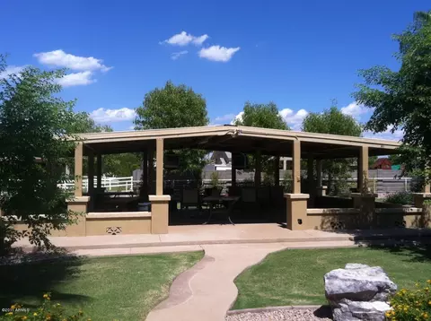 2644 E Arrowhead Trl, Gilbert, AZ 85297 photo 11