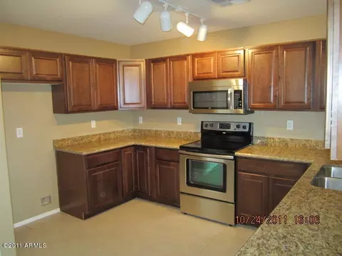 1124 W Laurel Ave, Gilbert, AZ 85233 photo 7