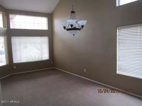 1124 W Laurel Ave, Gilbert, AZ 85233 photo 10