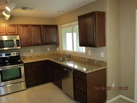 1124 W Laurel Ave, Gilbert, AZ 85233 photo 8