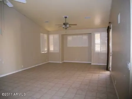480 S Parkcrest St, Gilbert, AZ 85296 photo 3