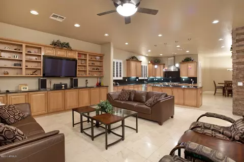 4765 E Ironhorse Rd, Gilbert, AZ 85297 photo 14