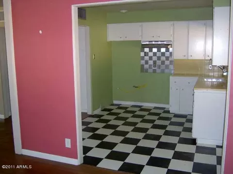 2214 W Avalon Dr, Phoenix, AZ 85015 photo 5