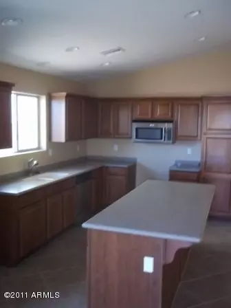 2912 E Crescent Way, Gilbert, AZ 85298 photo 3