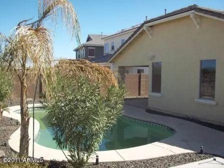 2912 E Crescent Way, Gilbert, AZ 85298 photo 11