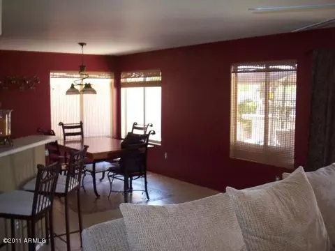 1108 E Monona Dr, Phoenix, AZ 85024 photo 3