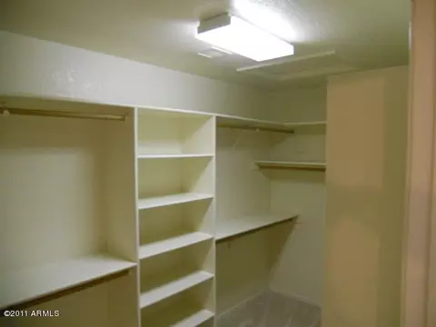 4001 E Dahlia Dr, Phoenix, AZ 85032 photo 8