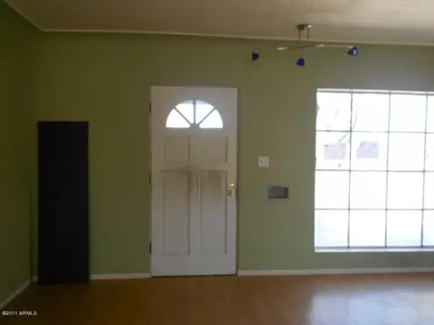 1421 E Hubbell St, Phoenix, AZ 85006 photo 2