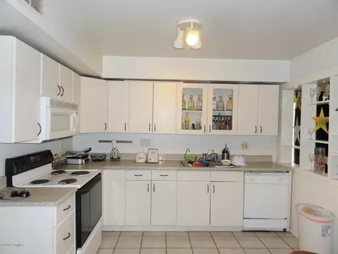 4265 E Vineyard Rd, Phoenix, AZ 85042 photo 7