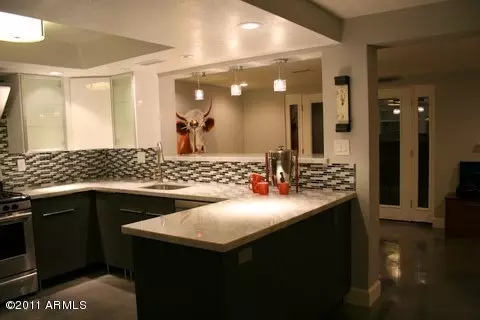 6720 N 13th Pl, Phoenix, AZ 85014 photo 6