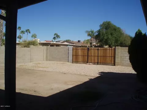 820 E Caribbean Ln, Phoenix, AZ 85022 photo 6