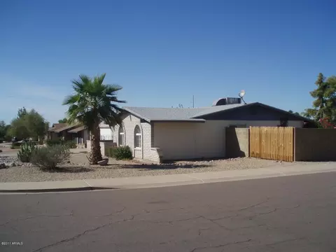 820 E Caribbean Ln, Phoenix, AZ 85022 photo 8