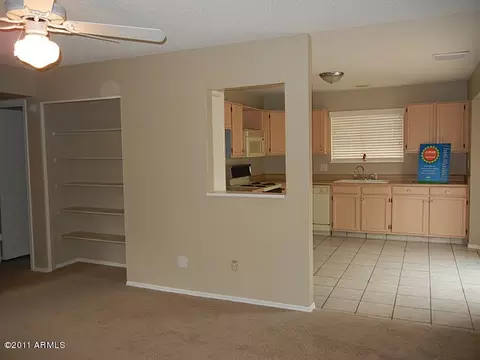 914 Escuda Dr, Phoenix, AZ 85024 photo 4
