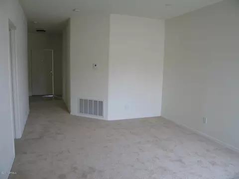 7204 S 8th St, Phoenix, AZ 85042 photo 4