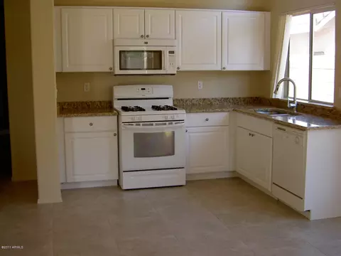 3325 E Beardsley Rd, Phoenix, AZ 85050 photo 3