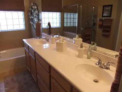 4840 E Williams Dr, Phoenix, AZ 85054 photo 16