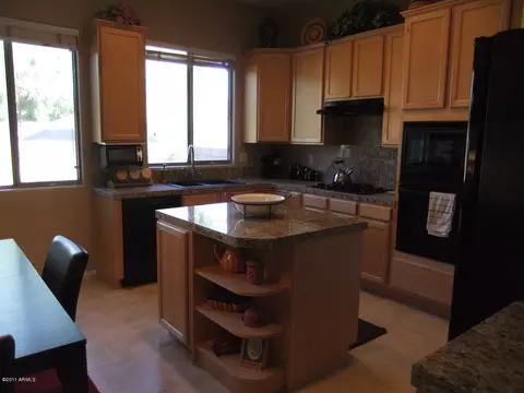 4840 E Williams Dr, Phoenix, AZ 85054 photo 4