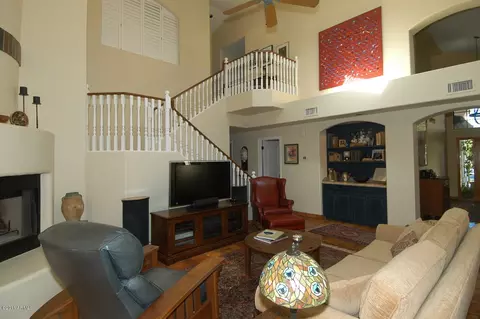 619 E Linda Ln, Gilbert, AZ 85234 photo 16
