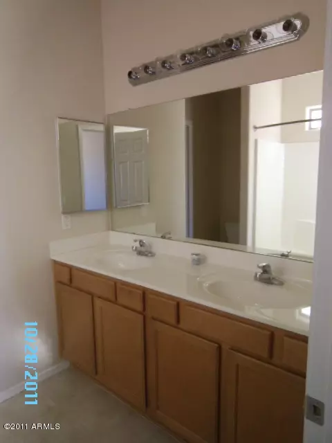 2744 E Schiliro Cir, Phoenix, AZ 85032 photo 5