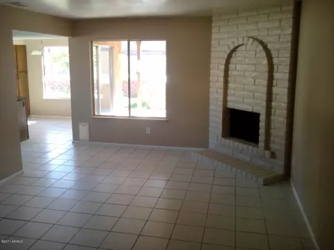 2145 E Gelding Dr, Phoenix, AZ 85022 photo 10