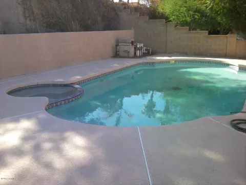 2145 E Gelding Dr, Phoenix, AZ 85022 photo 3