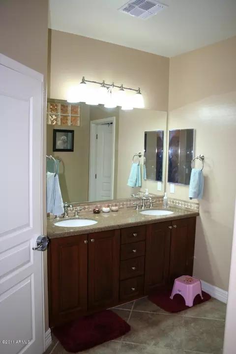 1929 E Indigo Ct, Gilbert, AZ 85298 photo 21