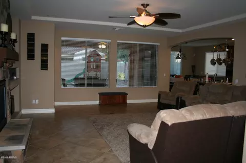 1929 E Indigo Ct, Gilbert, AZ 85298 photo 5
