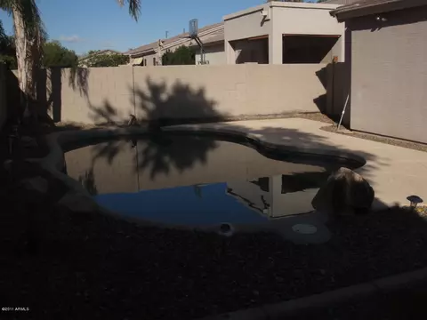 1692 S Hazel St, Gilbert, AZ 85295 photo 3