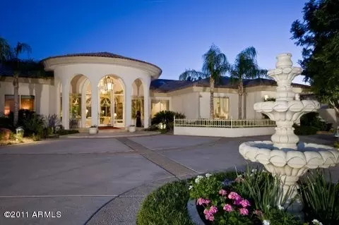 66 Biltmore Est, Phoenix, AZ 85016 photo 1