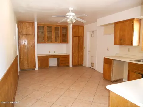 602 E 8th St, Mesa, AZ 85203 photo 4
