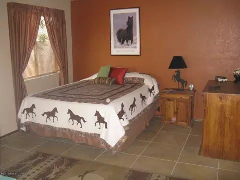 844 E Roberts Rd, Phoenix, AZ 85022 photo 34